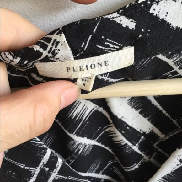 Pleione V Neck Mixed Media Black White Blouse - Picture 3 of 6